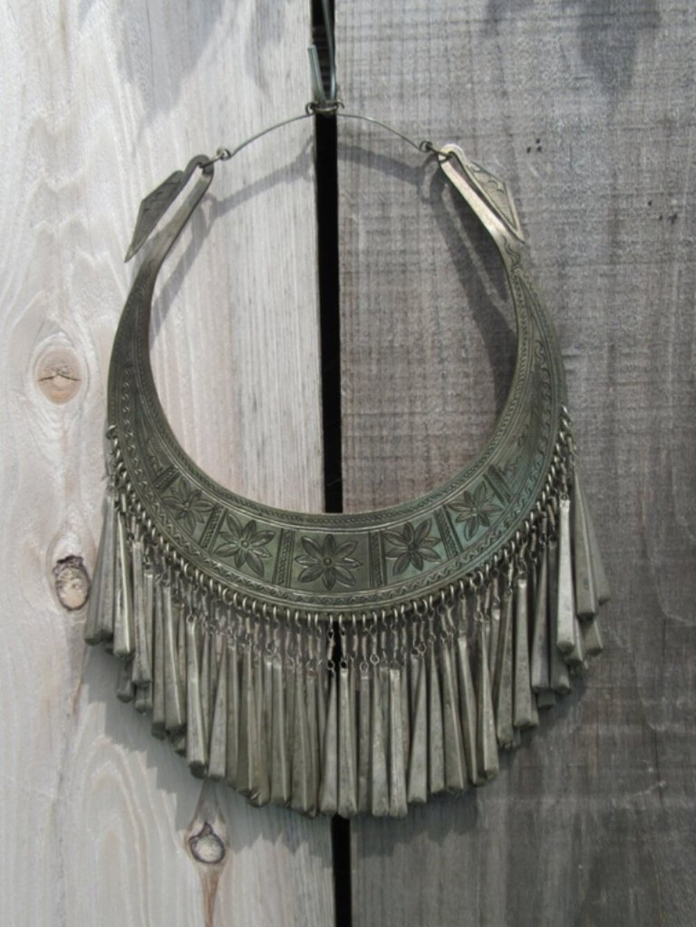 Vintage Bell Fringe Etched Bib Collar Necklace Silver Tone Nightshade Lisu Miao